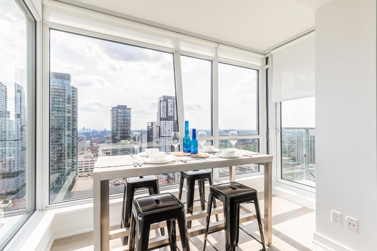 Luxury 2 Bedroom In The Heart Of Entertainment District - City Skyline View & Balcony Toronto Exteriör bild